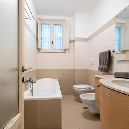 Zaum House, Quartiere Umbertino. 120 Mq Apartament