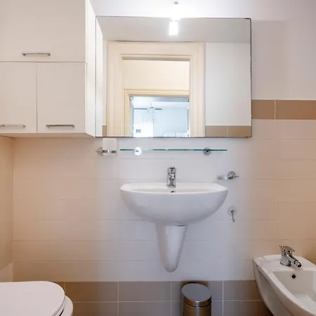 Zaum House, Quartiere Umbertino. 120 Mq * Bari